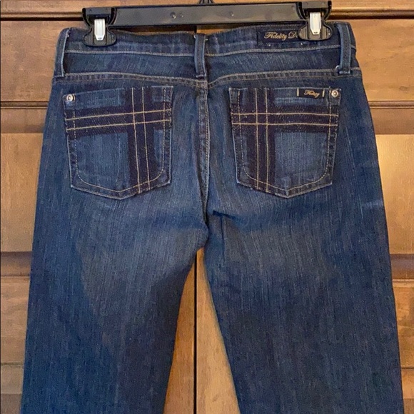 Fidelity Jeans - Picture 4 of 7